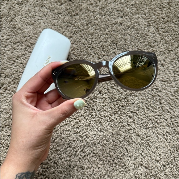 Chloe Brown Sunglasses - Picture 11 of 13